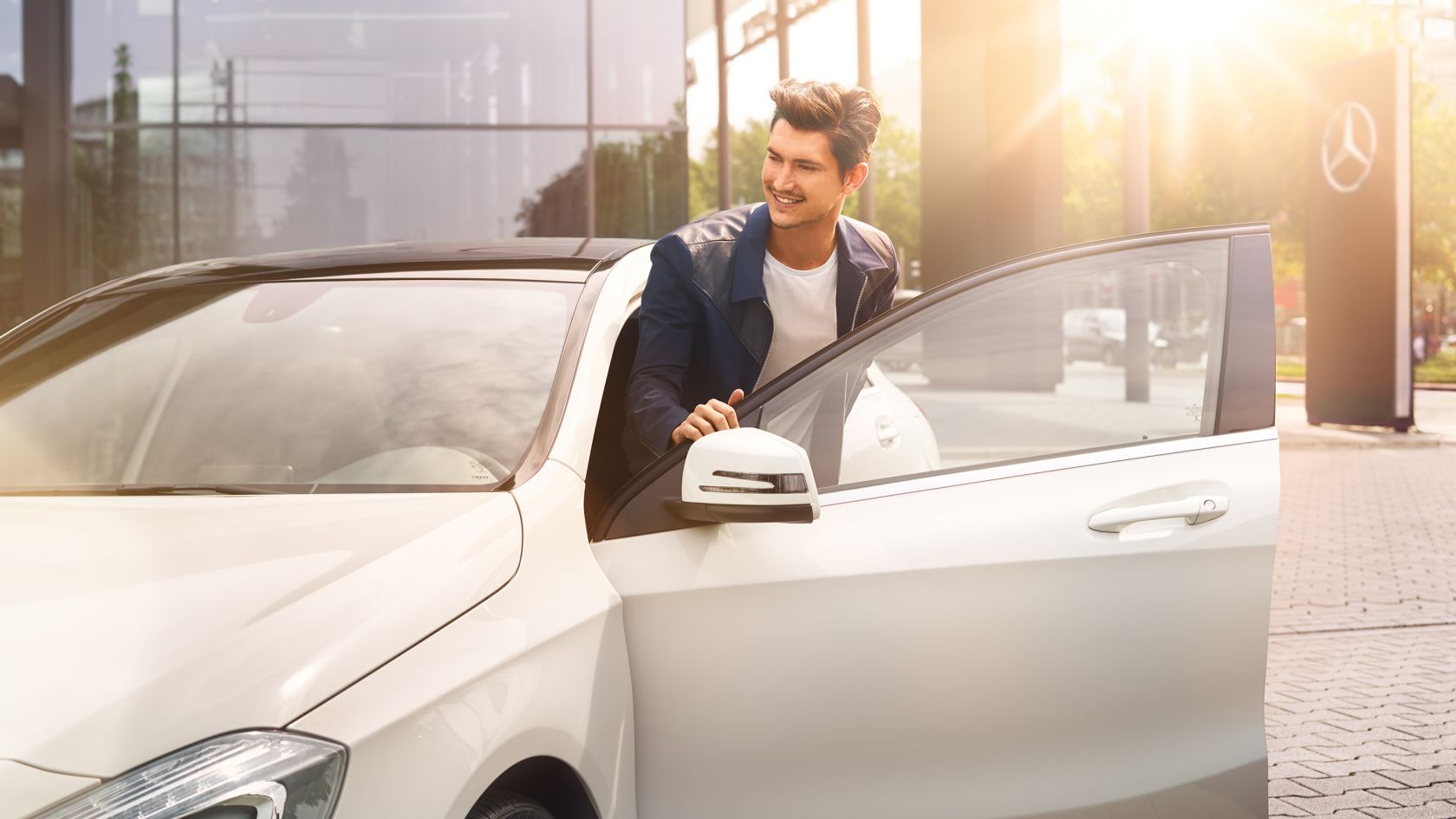 Junge Sterne: Unsere zertifizierten Gebrauchtfahrzeuge Junge Sterne: Unsere zertifizierten Gebrauchtfahrzeuge